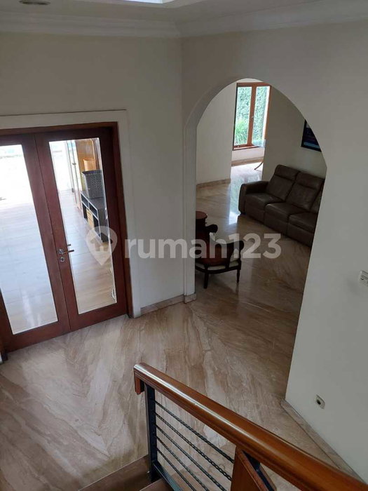 House for rent in Semarang, Indonesia · 5 rooms, 4 baths