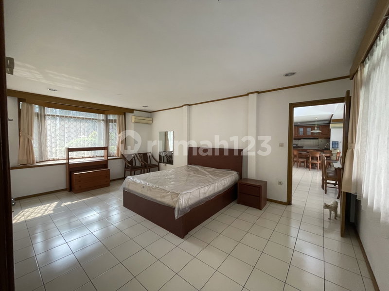 House for rent in Semarang, Indonesia · 4 rooms, 3 baths
