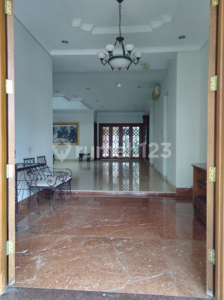 House for rent in West Jakarta, Indonesia · Cengkareng · 4 rooms, 3 baths