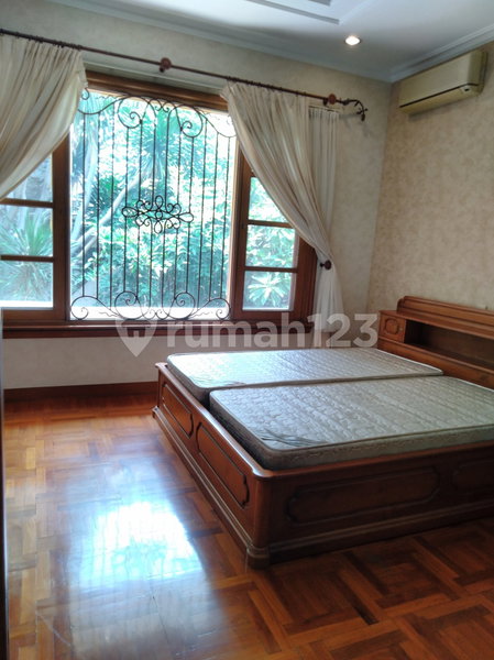 House for rent in West Jakarta, Indonesia · Cengkareng · 4 rooms, 3 baths