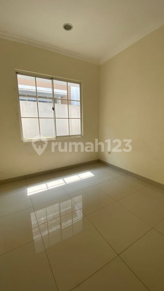 House for rent in Ciputat, Indonesia · Cengkareng · 3 rooms, 3 baths