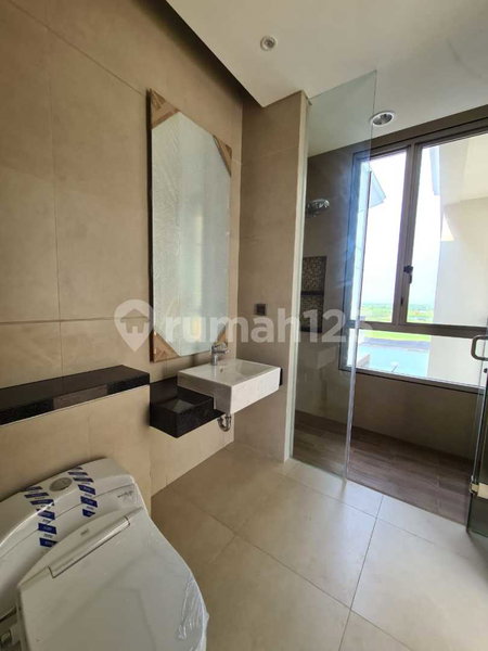 House for rent in West Jakarta, Indonesia · Cengkareng · 4 rooms, 4 baths