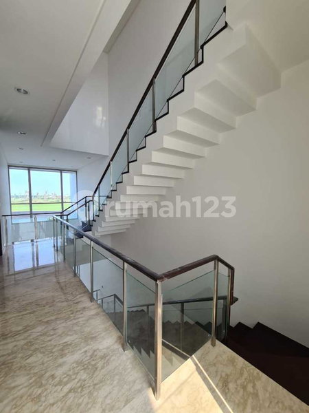 House for rent in West Jakarta, Indonesia · Cengkareng · 4 rooms, 4 baths