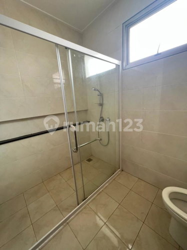 House for rent in North Jakarta, Indonesia · Penjaringan · 3 rooms, 3 baths