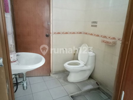 House for rent in Surabaya, Indonesia · 4 rooms, 3 baths
