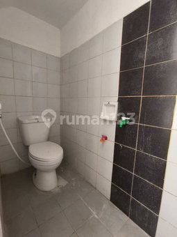 House for rent in Bandung, Indonesia · 4 rooms, 2 baths