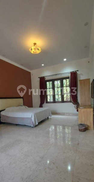House for rent in South Jakarta, Indonesia · Kebayoran Lama · 6 rooms, 4 baths