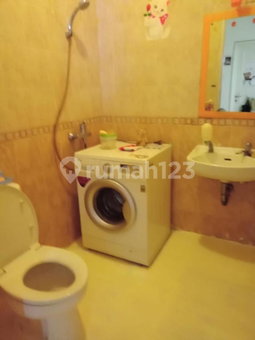 House for rent in Bandung, Indonesia · Coblong · 4 rooms, 4 baths