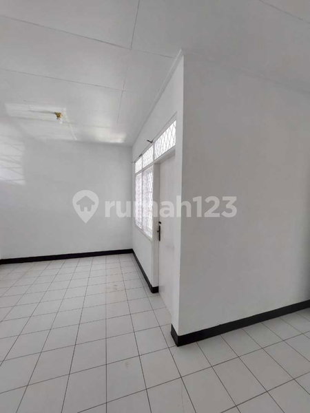 House for rent in Kuta, Indonesia · 2 rooms, 1 bath