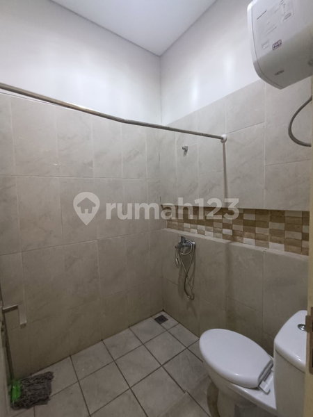 House for rent in Bandung, Indonesia · 2 rooms, 1 bath