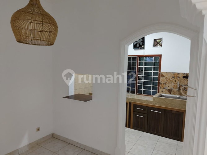 House for rent in Bandung, Indonesia · 3 rooms, 2 baths