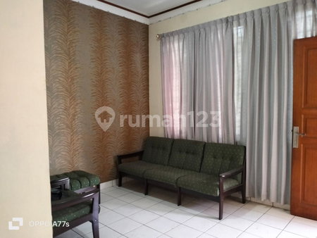 House for rent in Bandung, Indonesia · 3 rooms, 1 bath