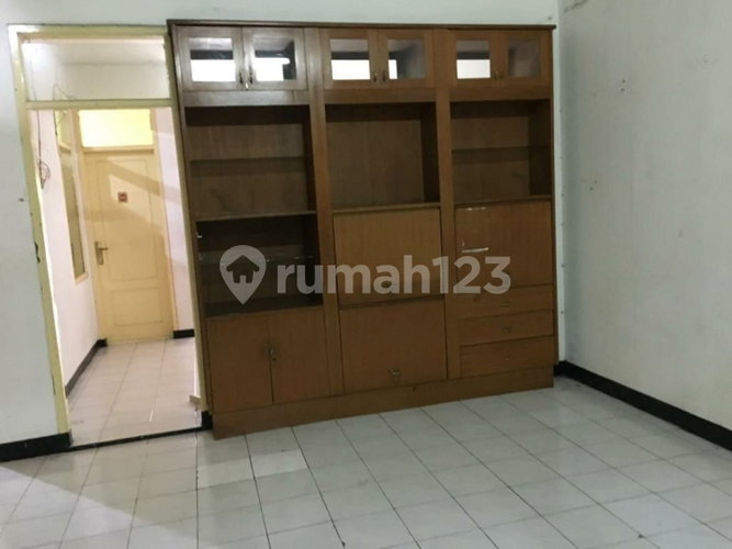 House for rent in Bandung, Indonesia · 3 rooms, 2 baths