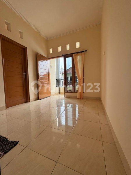 House for rent in Bandung, Indonesia · 3 rooms, 2 baths