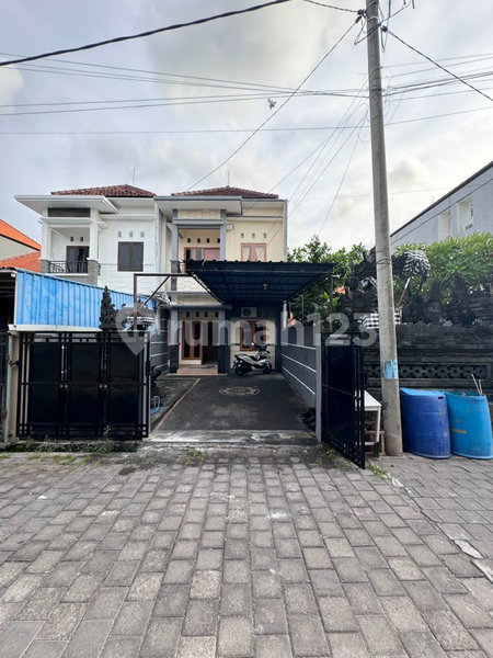 House for rent in Bandung, Indonesia · 3 rooms, 2 baths