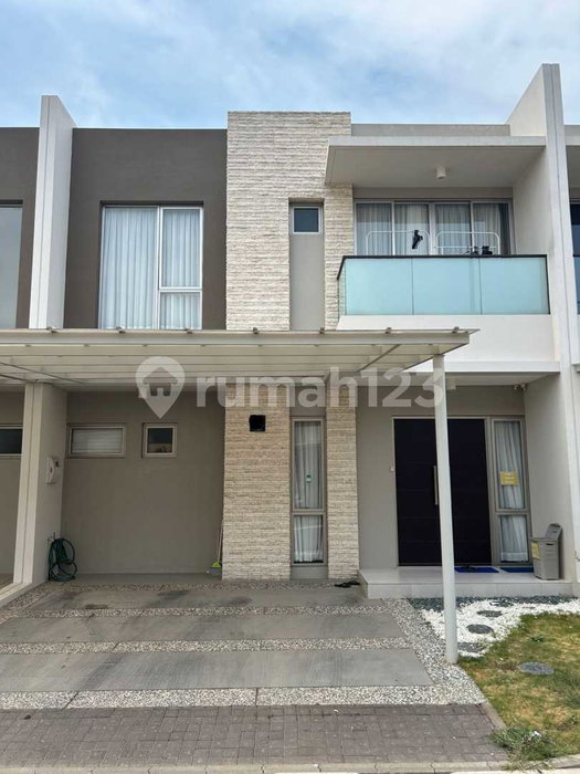House for rent in Jakarta, Indonesia · Tebet · 3 rooms, 2 baths