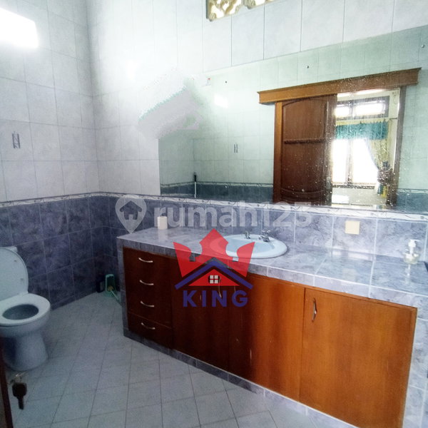House for rent in Semarang, Indonesia · 3 rooms, 3 baths