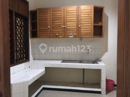 House for rent in Semarang, Indonesia · 3 rooms, 2 baths