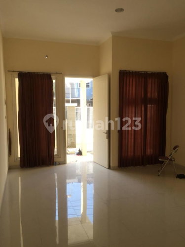 House for rent in Semarang, Indonesia · 2 rooms, 1 bath