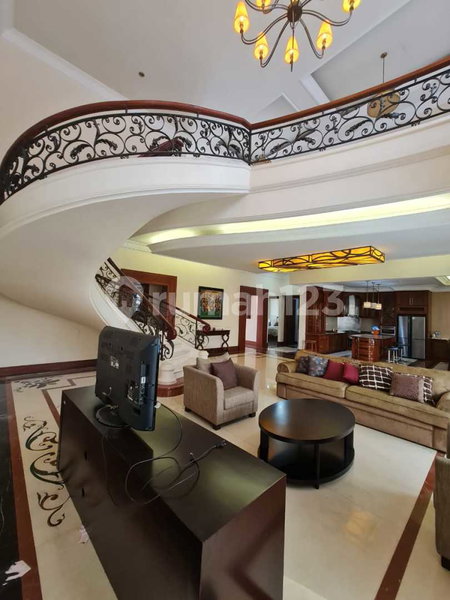House for rent in Bandung, Indonesia · 4 rooms, 4 baths