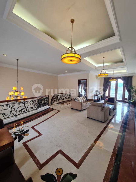 House for rent in Bandung, Indonesia · 4 rooms, 4 baths