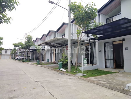 House for rent in Bandung, Indonesia · 2 rooms, 2 baths