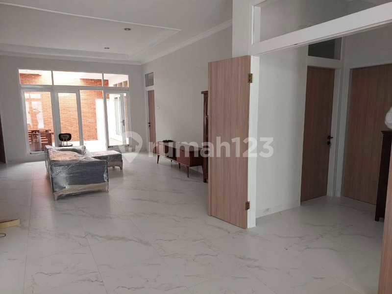 House for rent in Bandung, Indonesia · 3 rooms, 2 baths