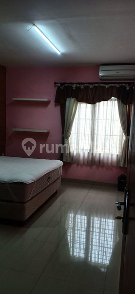 House for rent in Bandung, Indonesia · 6 rooms, 2 baths