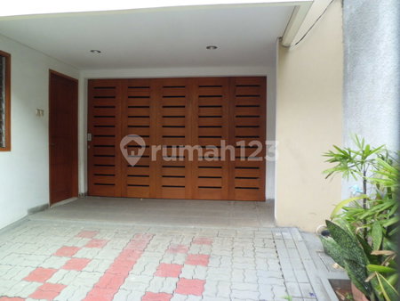 House for rent in Bandung, Indonesia · 3 rooms, 3 baths