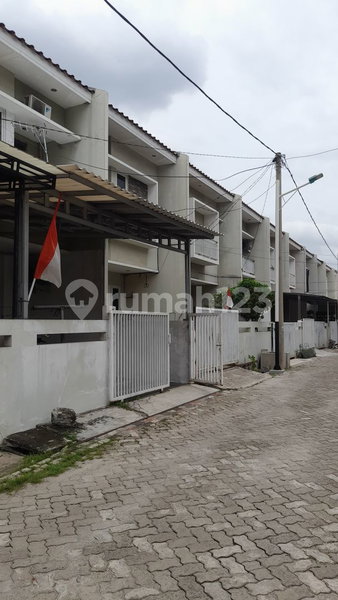 House for rent in Semarang, Indonesia · Mungkur Elephant · 3 rooms, 2 baths