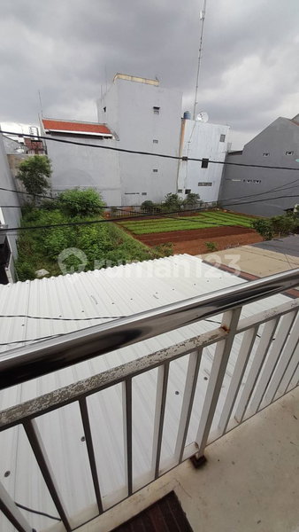 House for rent in Semarang, Indonesia · Mungkur Elephant · 3 rooms, 2 baths