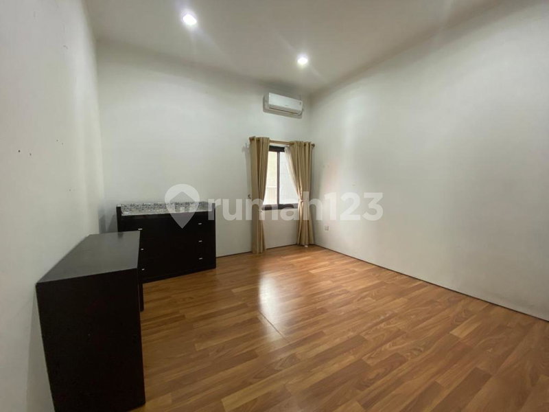 House for rent in Semarang, Indonesia · Mungkur Elephant · 4 rooms, 3 baths