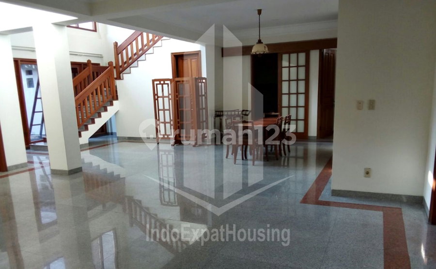 House for rent in Tangerang, Indonesia · 4 rooms, 3 baths