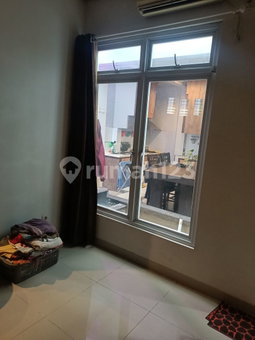 House for rent in Cipayung, Indonesia · Cipayung · 4 rooms, 3 baths