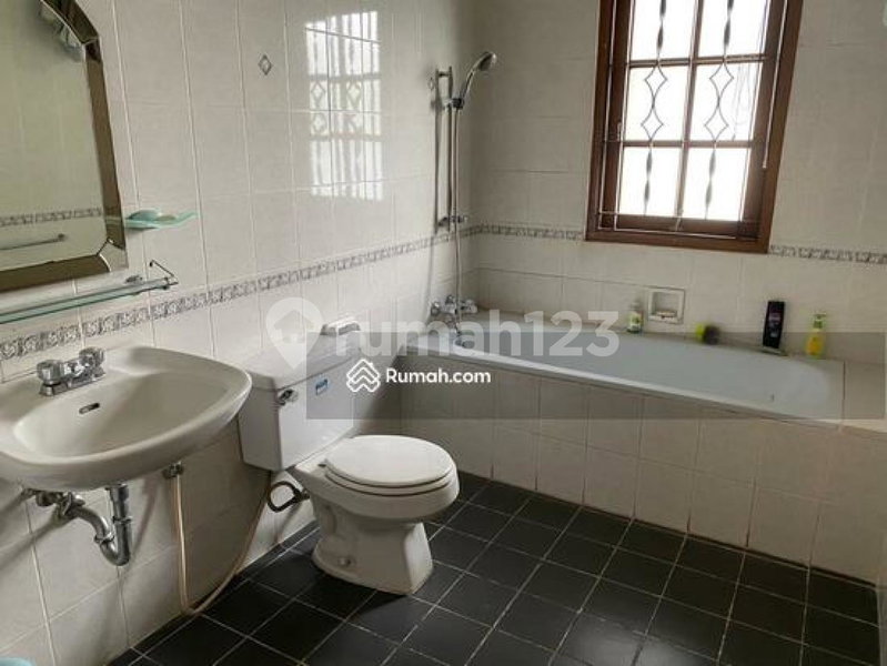 House for rent in Bandung, Indonesia · 3 rooms, 2 baths