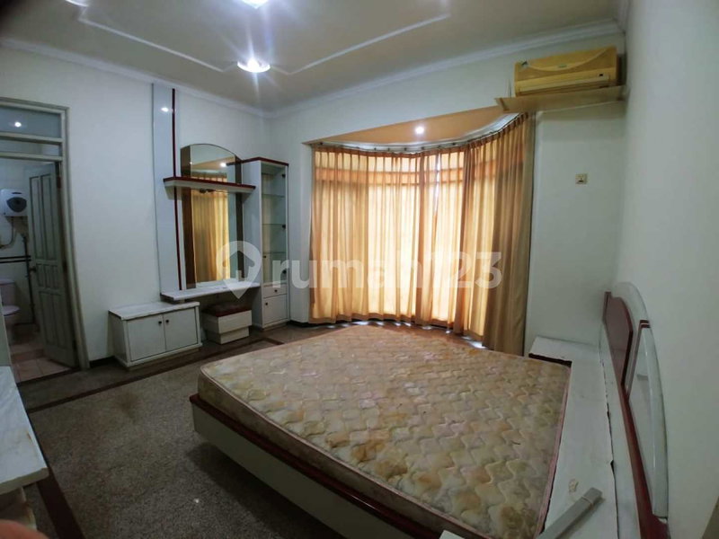 House for rent in Semarang, Indonesia · 4 rooms, 3 baths