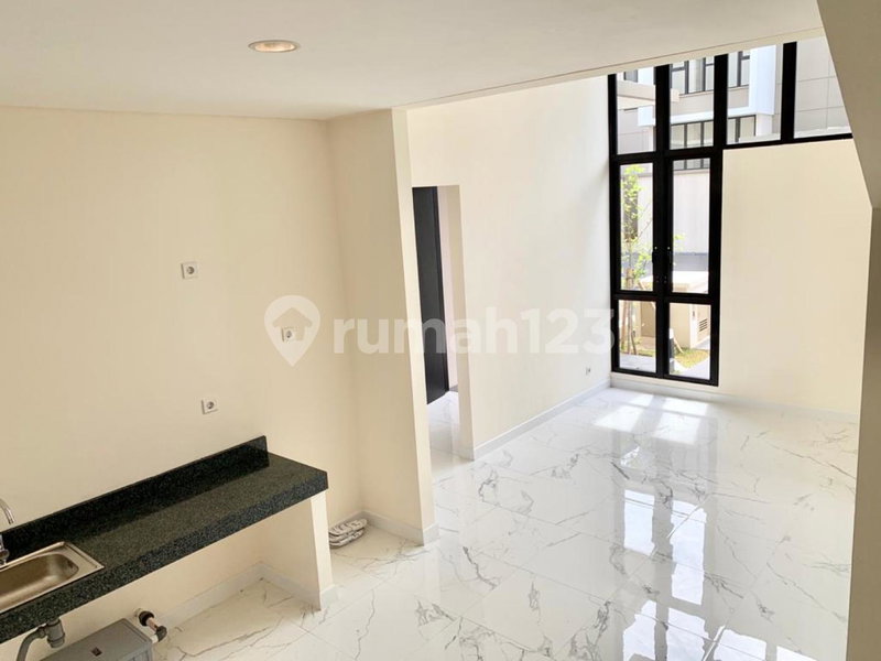 House for rent in Bandung, Indonesia · 3 rooms, 4 baths