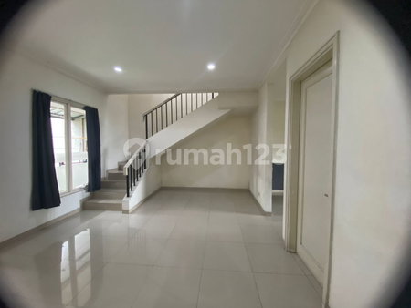 House for rent in Medan, Indonesia · 4 rooms, 3 baths