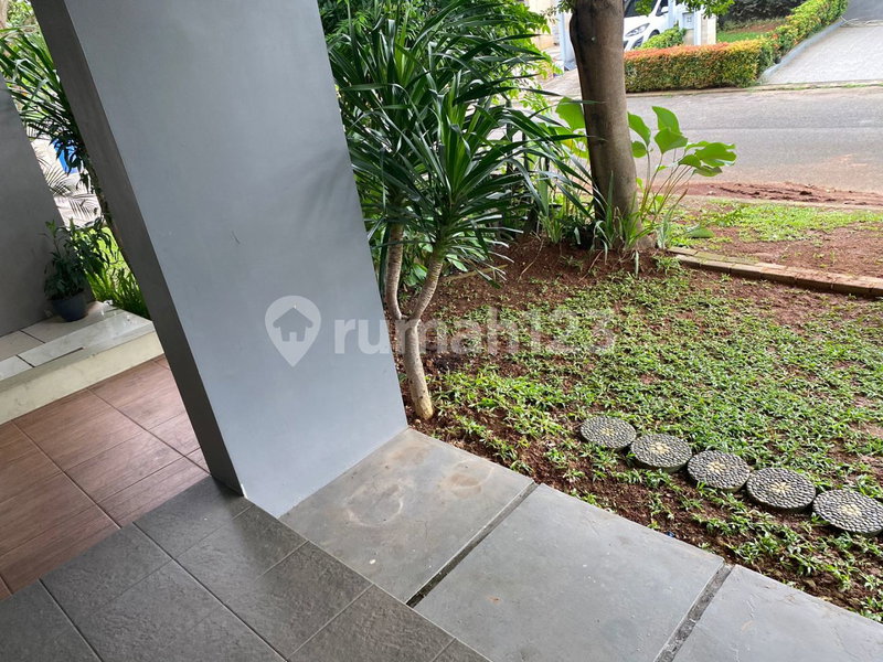 House for rent in Medan, Indonesia · 4 rooms, 3 baths