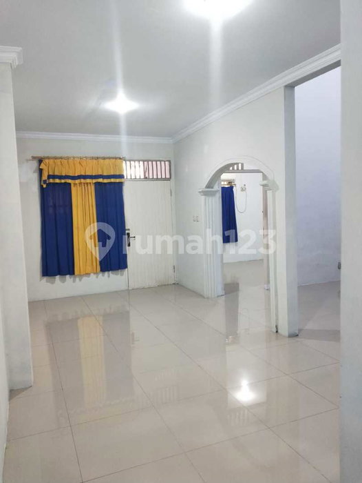 House for rent in Medan, Indonesia · 2 rooms, 1 bath
