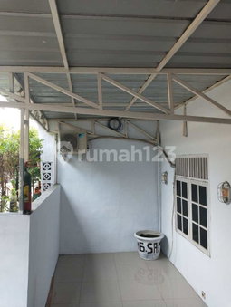 House for rent in Medan, Indonesia · 2 rooms, 1 bath