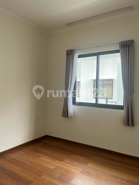 House for rent in Semarang, Indonesia · 4 rooms, 3 baths
