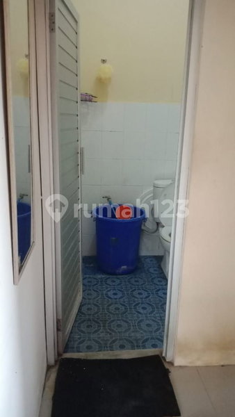 House for rent in Surabaya, Indonesia · 3 rooms, 2 baths