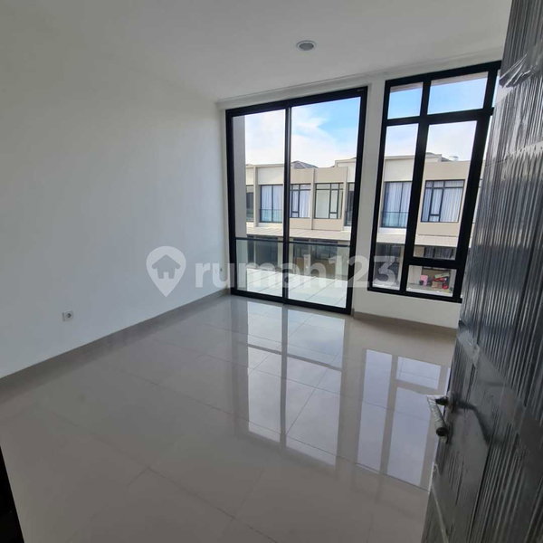 House for rent in Surabaya, Indonesia · 2 rooms, 2 baths