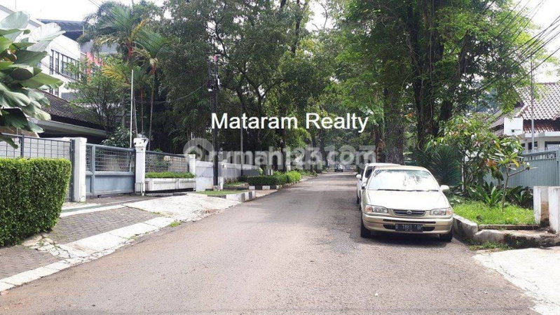 House for rent in Bandung, Indonesia · 5 rooms, 4 baths