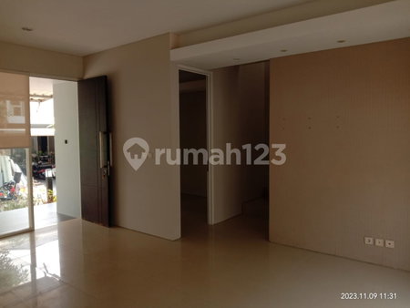 House for rent in Semarang, Indonesia · 3 rooms, 3 baths