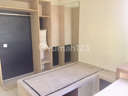 House for rent in Tangerang, Indonesia · Riding · 4 rooms, 3 baths