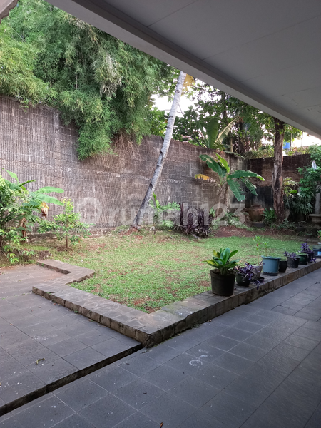 House for rent in Bandung, Indonesia · 4 rooms, 3 baths