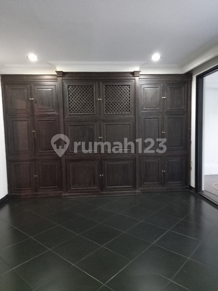 House for rent in Bandung, Indonesia · 4 rooms, 3 baths