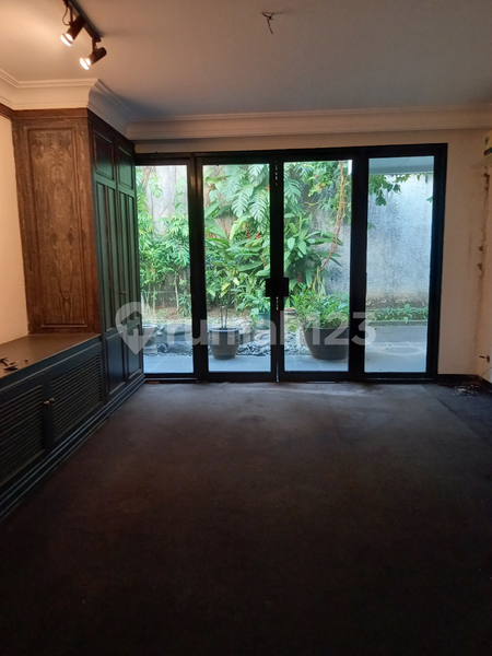 House for rent in Bandung, Indonesia · 4 rooms, 3 baths